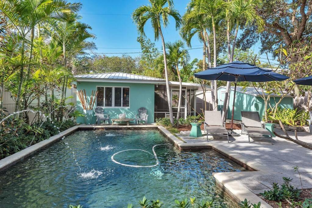 Charming Studio W Pool One Mile To Beach Pets Welcome 레이크워쓰 외부 사진