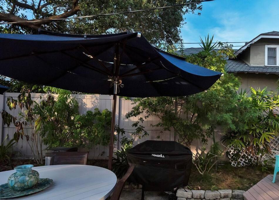 Charming Studio W Pool One Mile To Beach Pets Welcome 레이크워쓰 외부 사진